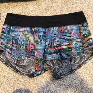 Lululemon seawheeze speed shorts 2.5